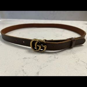 Gucci Thin Leather Belt with Double G Buckle